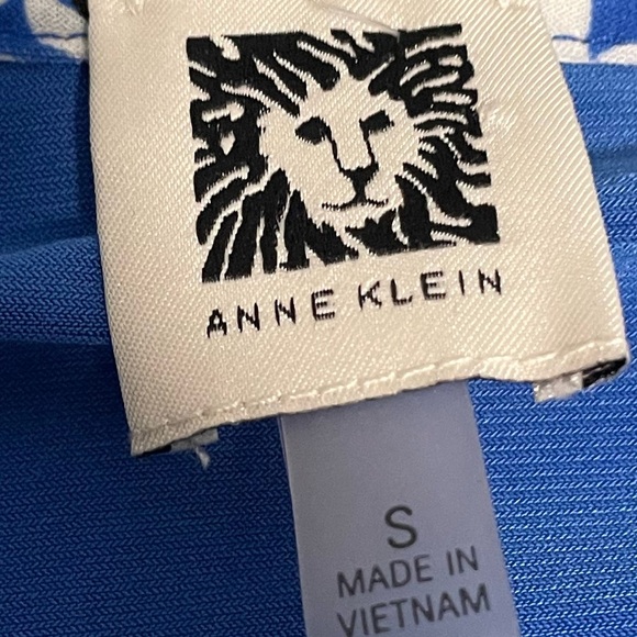 Anne Klein Graphic Fitted Blue and Green Blouse - Picture 3 of 3